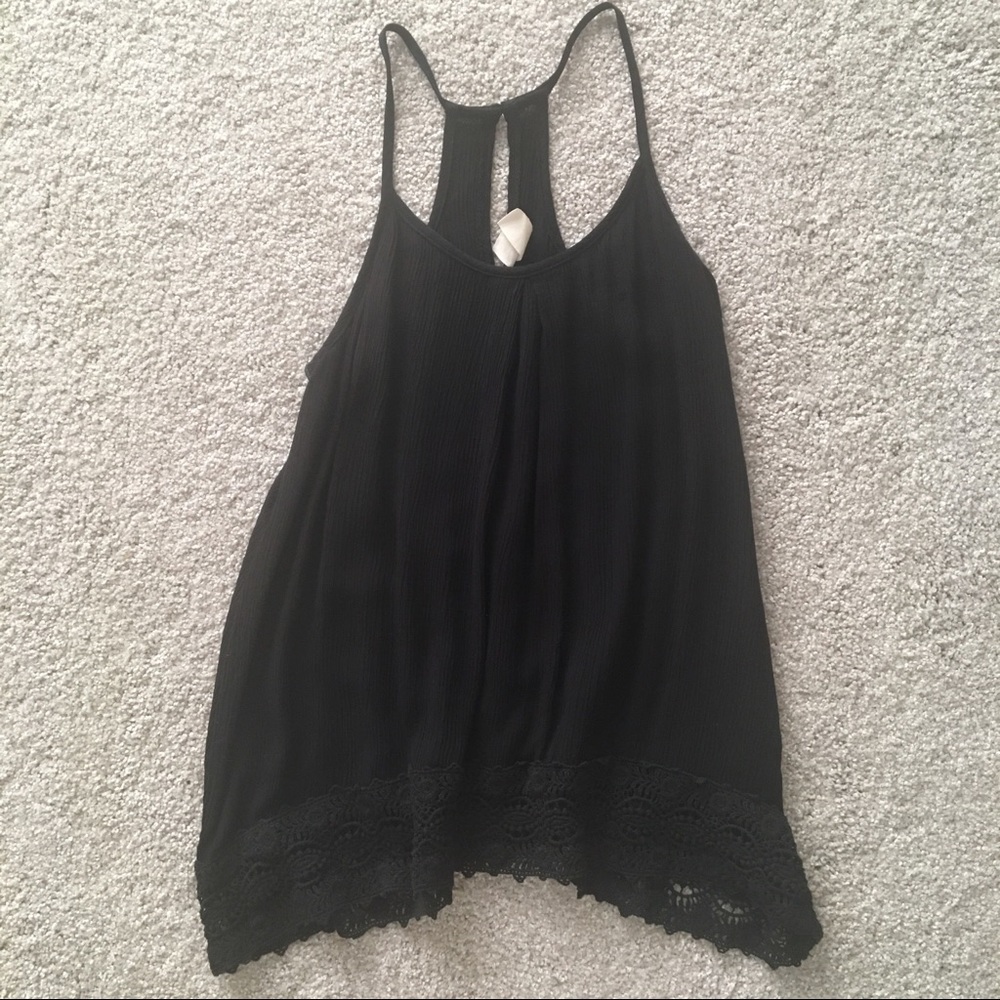 Black tunic with lace
